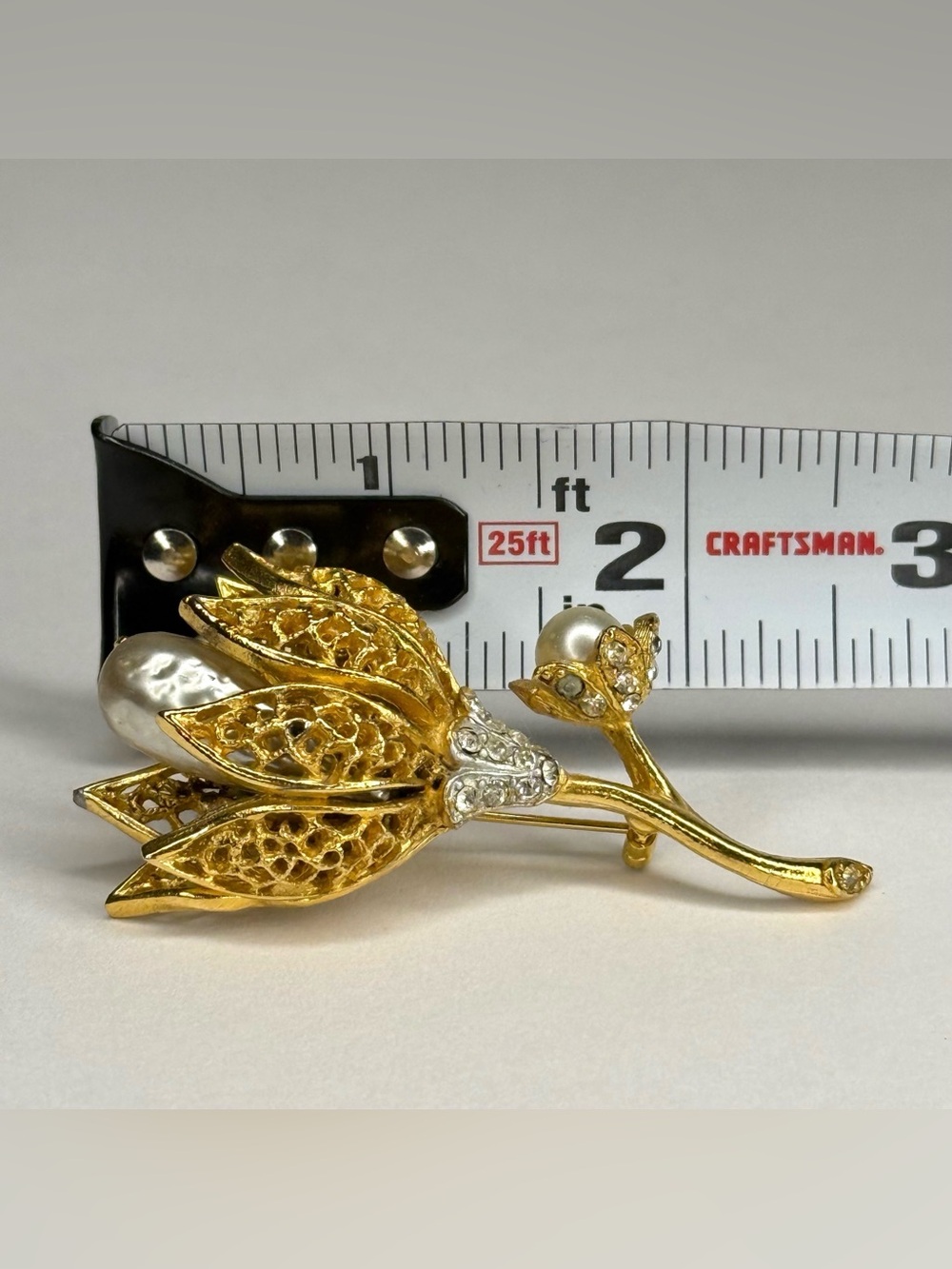 VINTAGE SIGNED BSK Faux Baroque Pearl Gold Tone Tulip Flower Brooch Pin - Picture 7 of 7